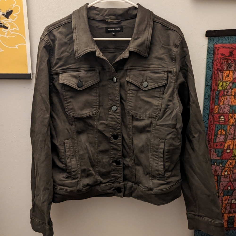 Cropped Cargo Jacket
